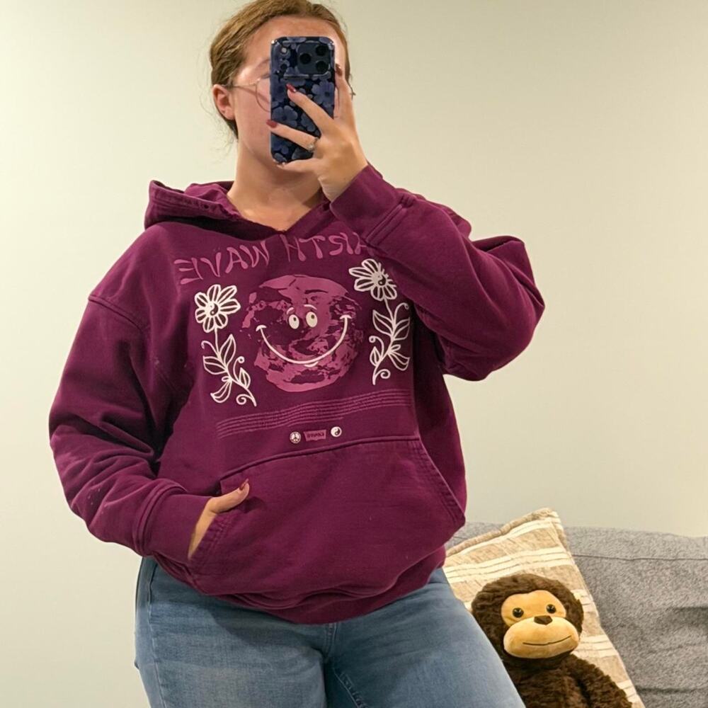 Levi's Earth Wave Graphic Hoodie Burgundy Purple Medium